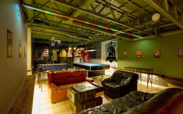 The Bachelor Bar - Bunker | Private Club