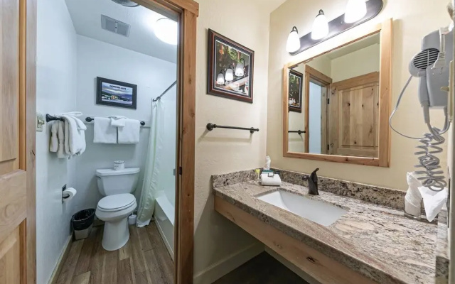 233 Bldg C 1 Bedroom Condo