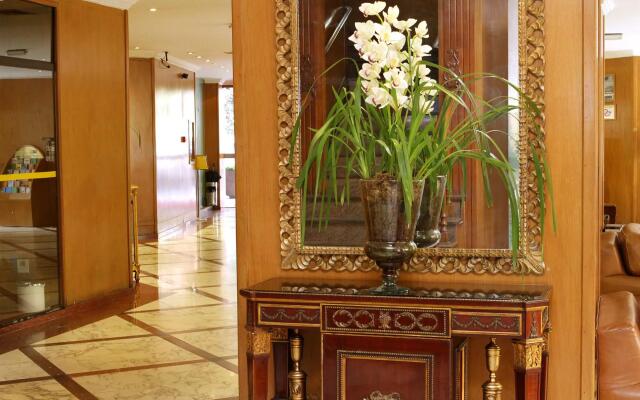 San Raphael Hotel