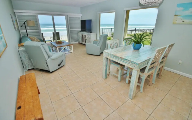 Sea Coast Gardens III 101