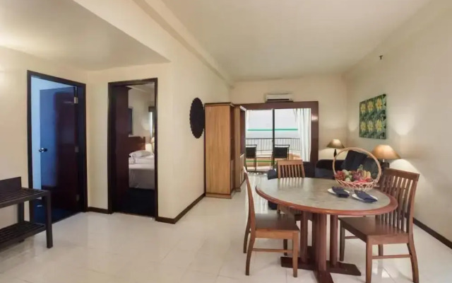 Rainbow Paradise Beach Resort by LWE