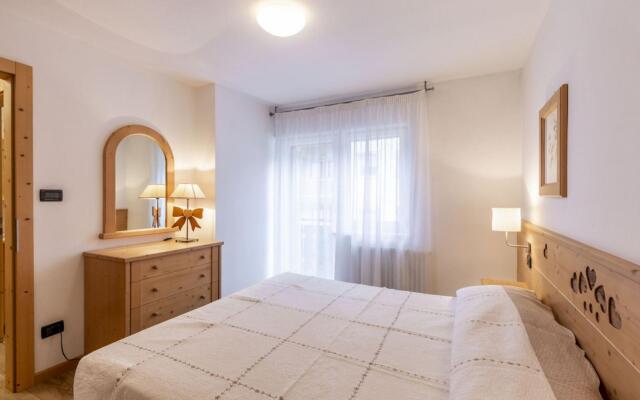 RICCI 15, two-room apartment. (022036-AT-066158)-403 RICCI INT. 15