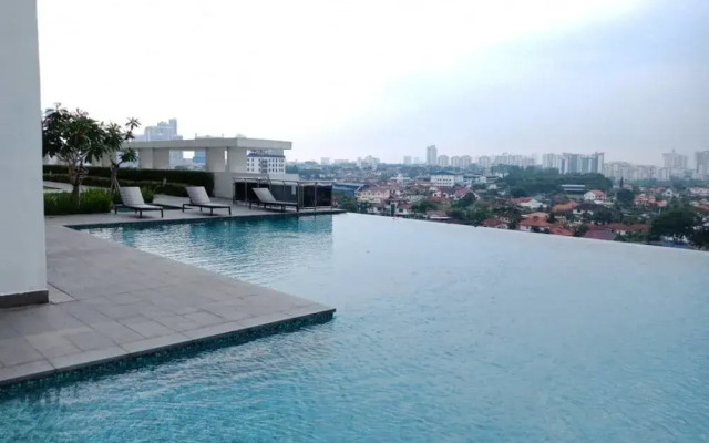 1Tebrau Premium Suites by 12stay