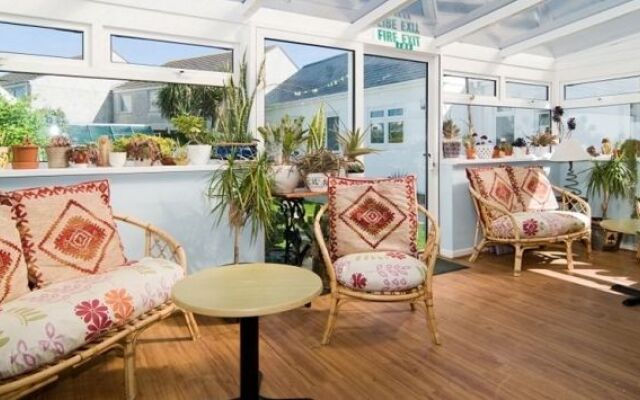 The Three Tees - Guest house