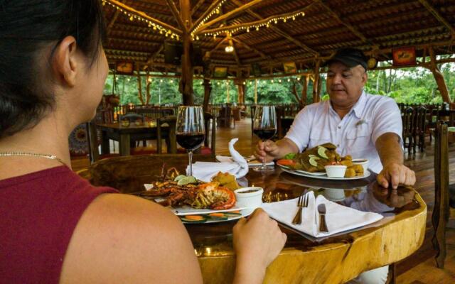 Heliconias Nature Lodge