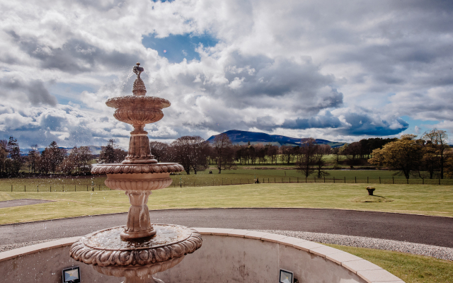 Cornhill Castle Hotel