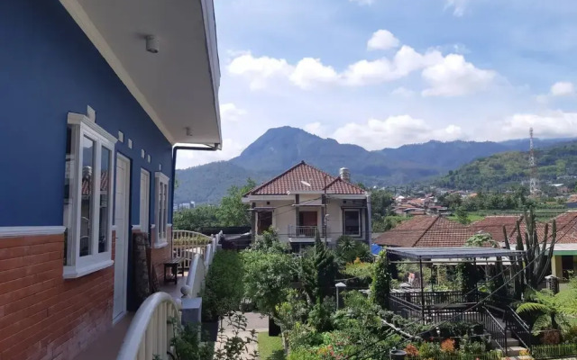 Sekar Gambir Homestay