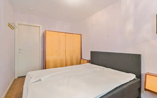 Flat in Blankenberge With Harbour Views