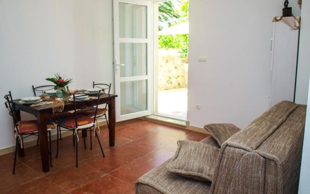 Apartments Lemon Tree