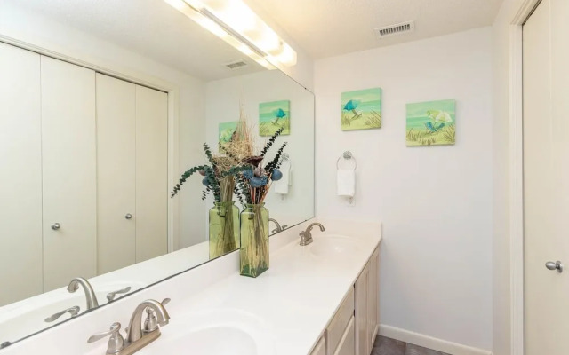 Phoenix X 609 3 Bedroom Condo