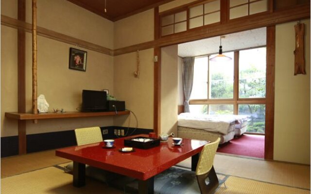 Aritaya Ryokan