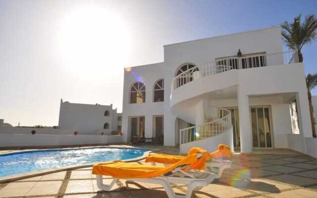 Amazing 4 Bedroom Villa