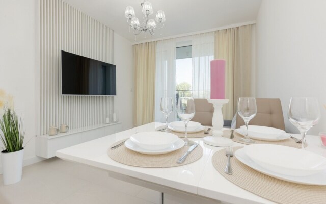 Zabłocie Apartments Cracow by Renters