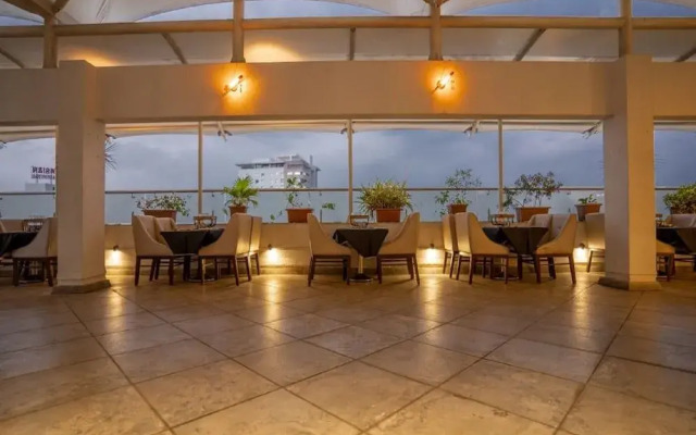 Hotel V Star by OYO Rooms