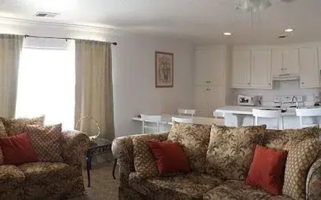 Lollye on the Beach