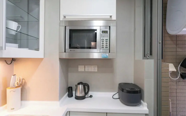 Tyms Modern 1BR 1BA Suite Xujiahui Metro