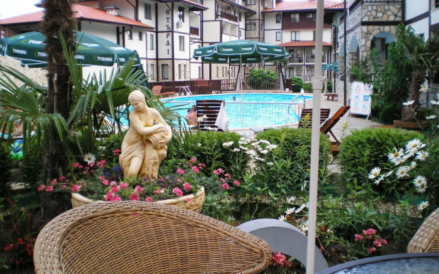 Etara Apartments