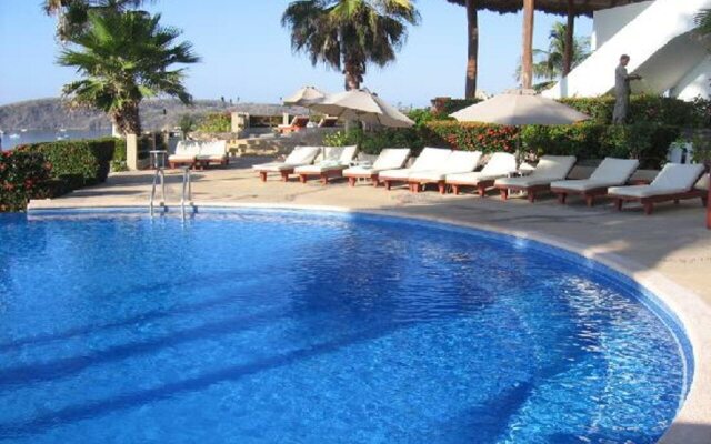 Hotel Punta Serena & Resorts- Couples Only