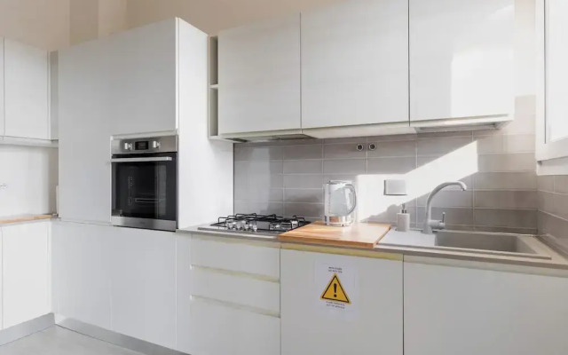 Charming Mazzini Apartment