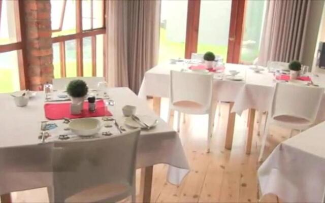 Two Fat Owls Guesthouse