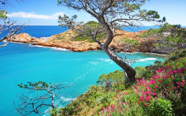 Sa Riera Beach