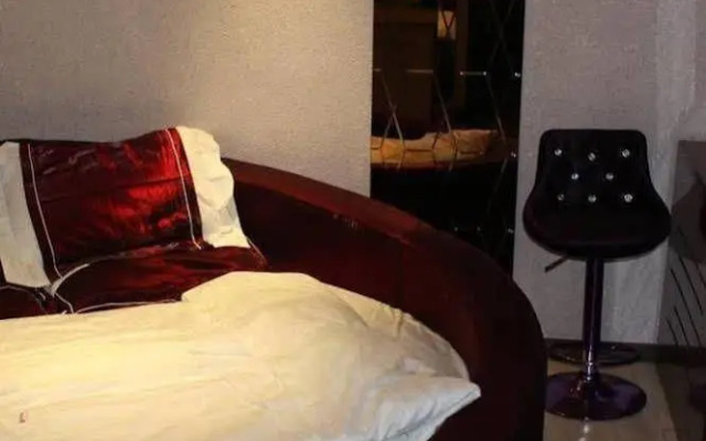 Yijia Express Hotel