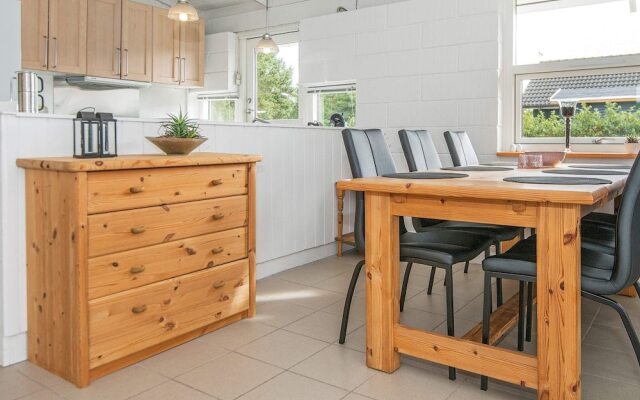 6 Person Holiday Home in Vemb