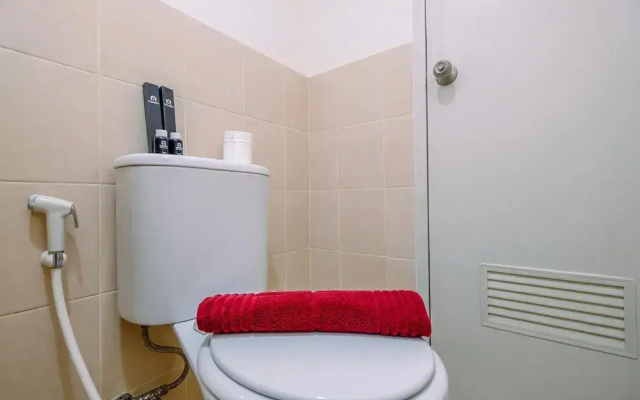 Contemporary Studio at Podomoro Golf View Apartment