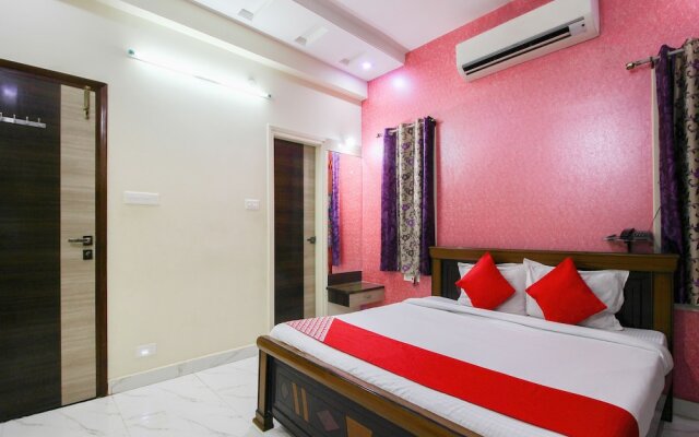 Golden Gate Service Apartments By OYO Rooms