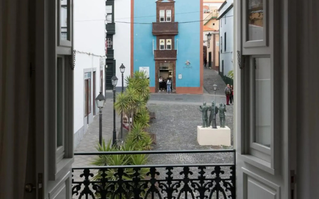 Hotel Emblematico Holiday Time