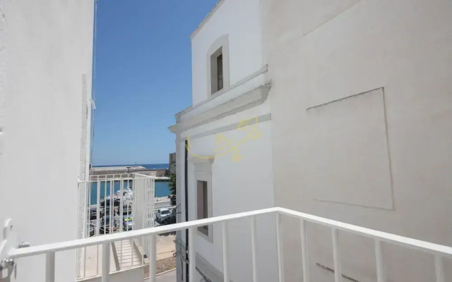 TD Palazzo Maris Il Gozzo Townhouse With Sea View
