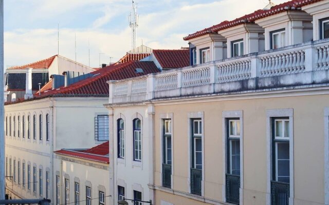 ALTIDO Bold & colourful 1-bed flat at the heart of Chiado, nearby Carmo Convent