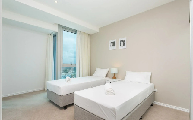 Holiday Holiday - H Residence Apartments