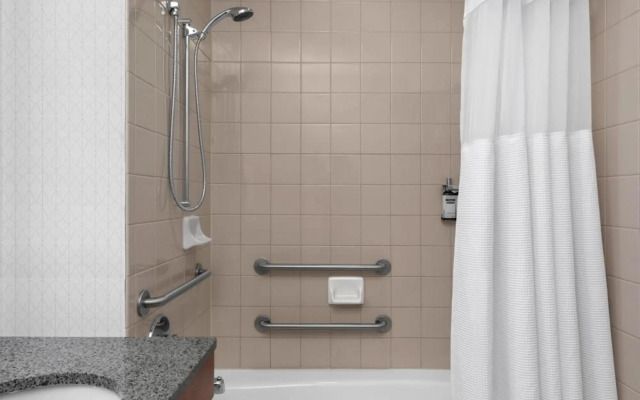 Hyatt Regency Pittsburgh International Airport