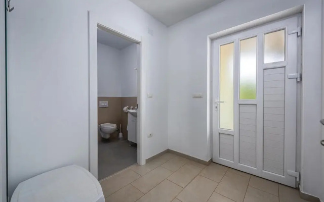 Nice Home in Zminj With Wifi and 3 Bedrooms