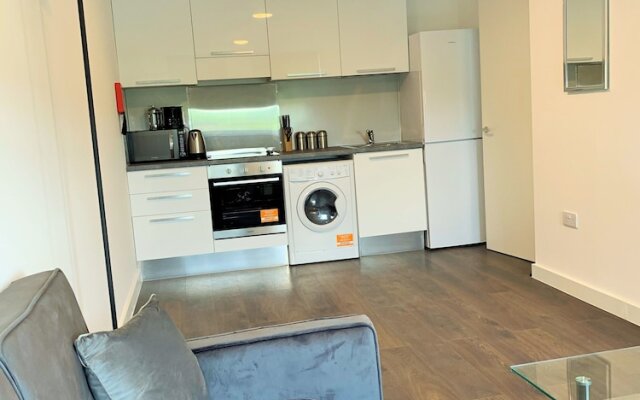 Top Floor - Serviced Apartments