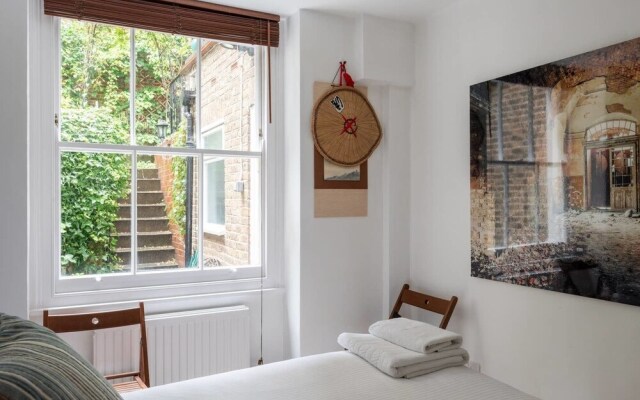 Fantastic 2 Bedroom Flat In The Heart Of London