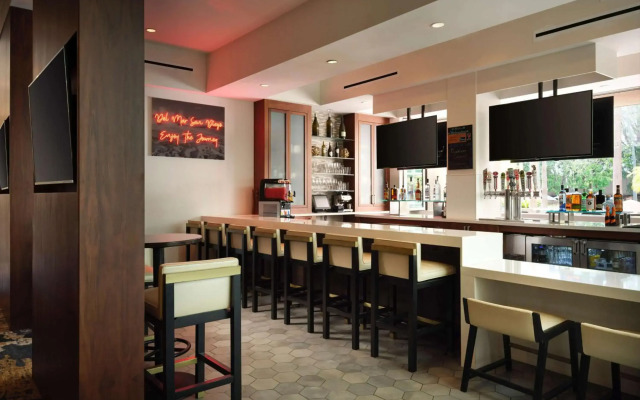DoubleTree by Hilton San Diego - Del Mar