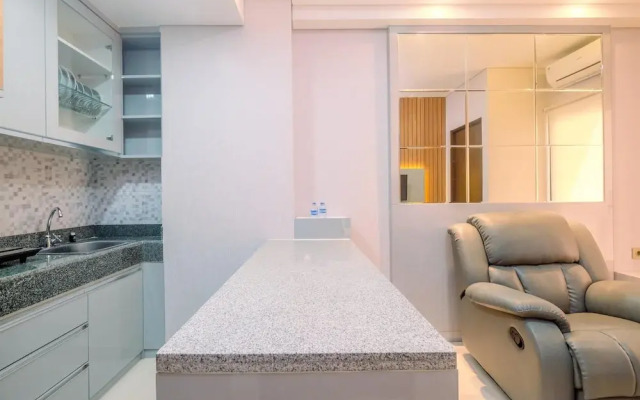 Fully Furnished With Cozy Design 2Br Apartment Transpark Cibubur