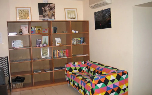 Stop House Хостел