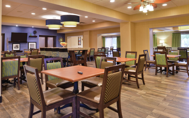 Hampton Inn Harrison