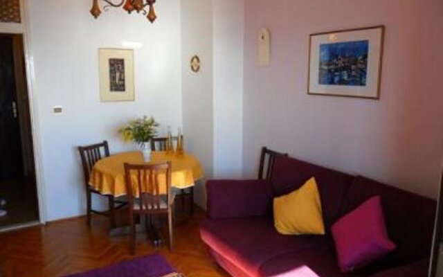 Apartments & Rooms Stella