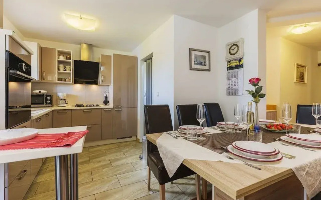 Luxury Villa Lucia with heated pool