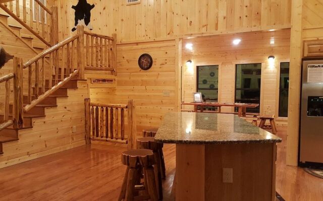 Brokenbowadventures.com