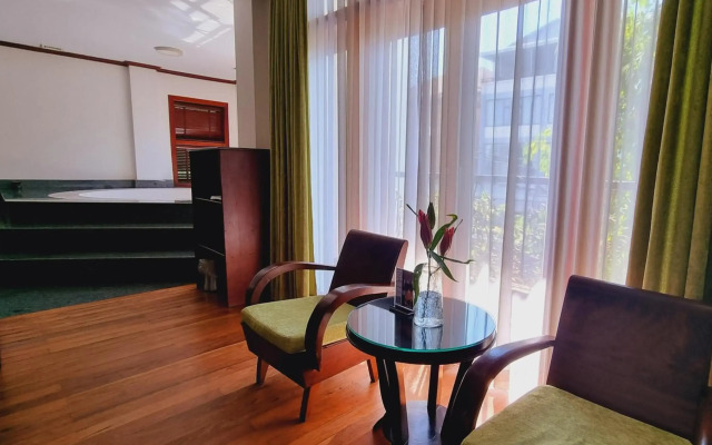 Vid Angkor Boutique