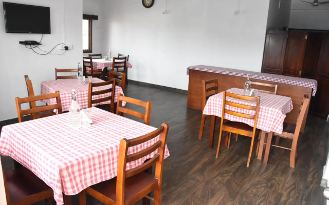 Hotel Aqua Breeze by OYO Rooms