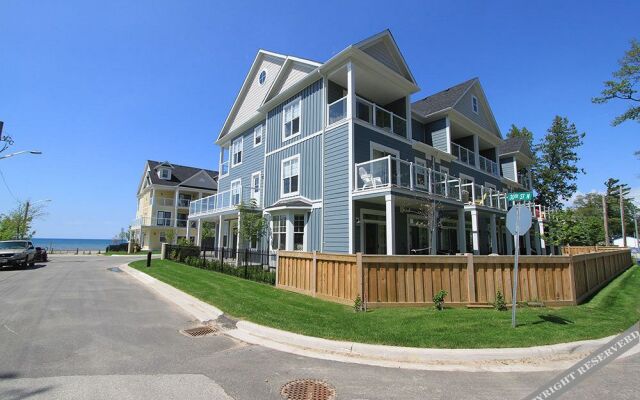 Beachfront Beach Houses