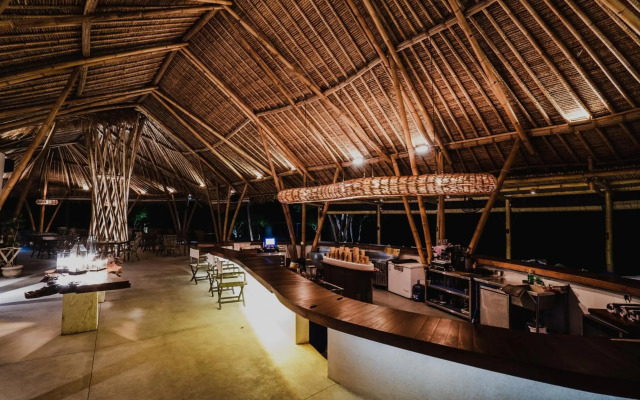 Menjangan Dynasty Resort