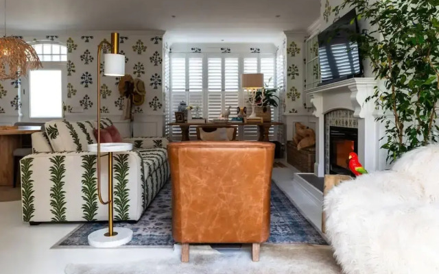 Modern Coastal Townhouse at The Majestic