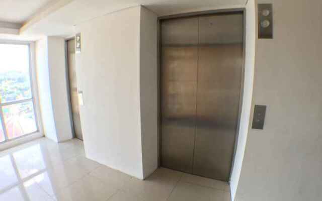 Star Apartment Lt. 19 & 20